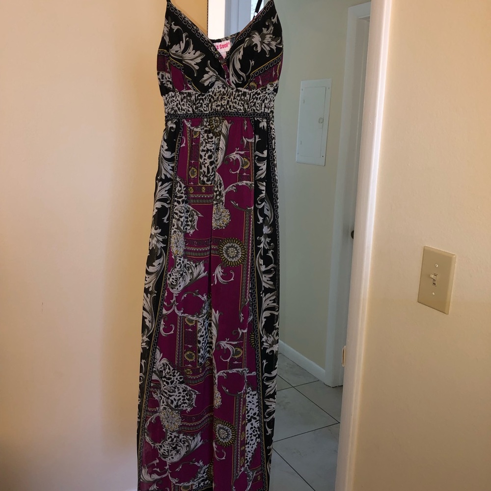 She’s Cool Medium Maxi Dress